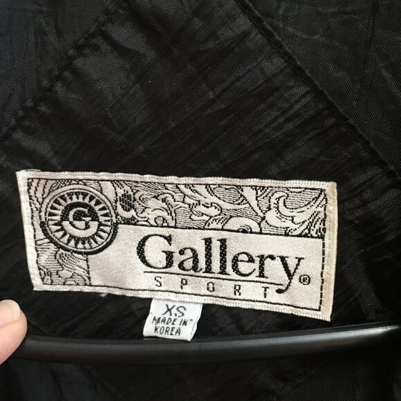 VINTAGE Y2K GALLERY SPORT BOMBER JACKET IN BOLD PRINT - Picture 3 of 7